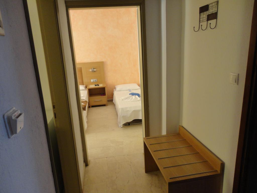 Maik Apartments Metamorfosi  Kamer foto