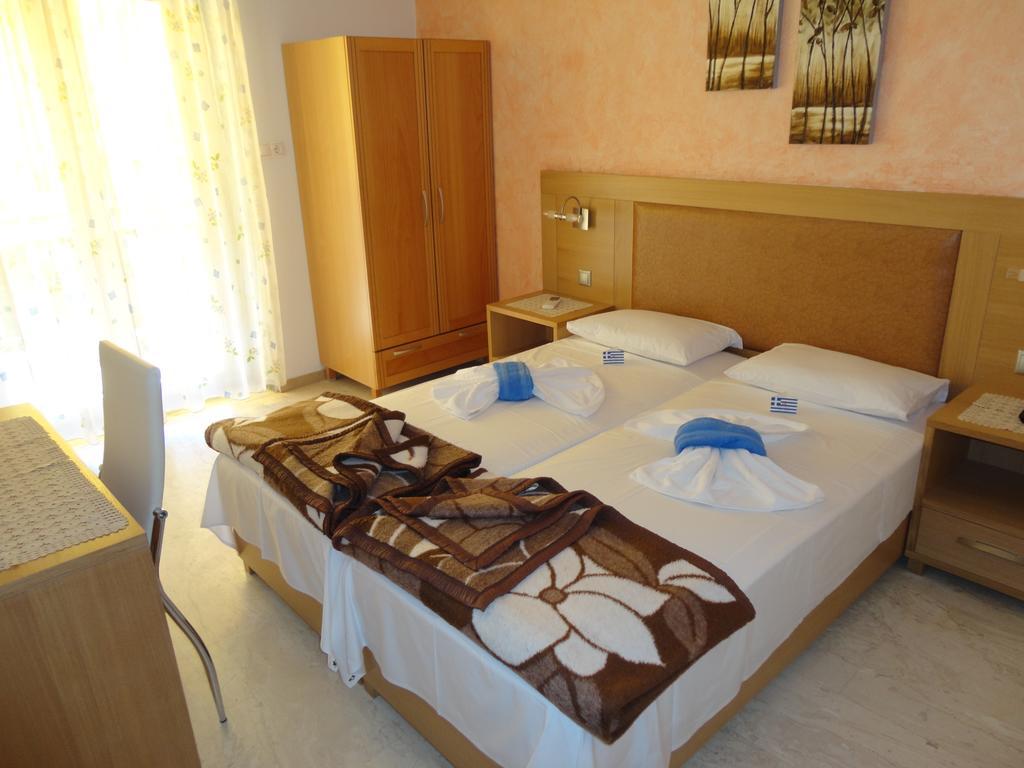 Maik Apartments Metamorfosi  Buitenkant foto