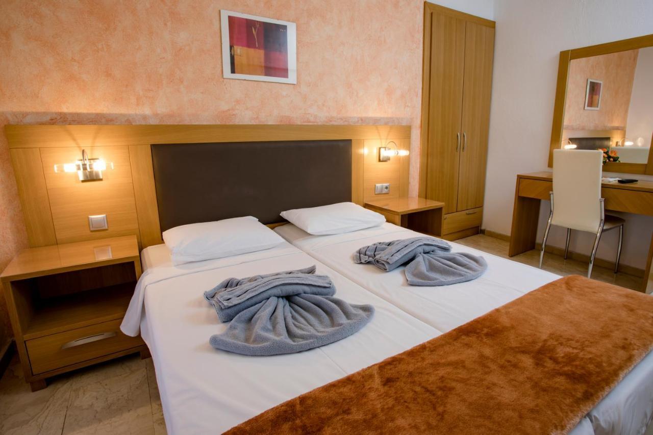 Maik Apartments Metamorfosi  Buitenkant foto
