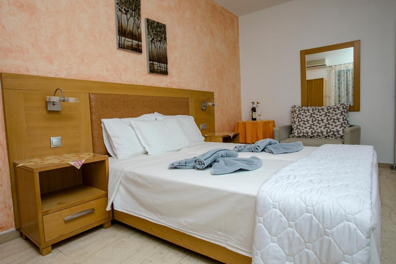 Maik Apartments Metamorfosi  Buitenkant foto
